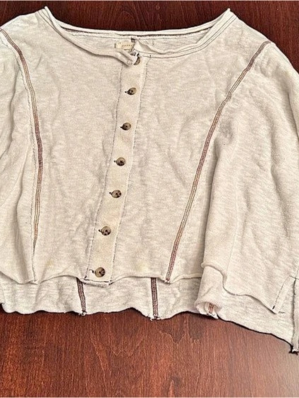 Gilded intent Cream Cropped Crew Neck Sweater Size XS